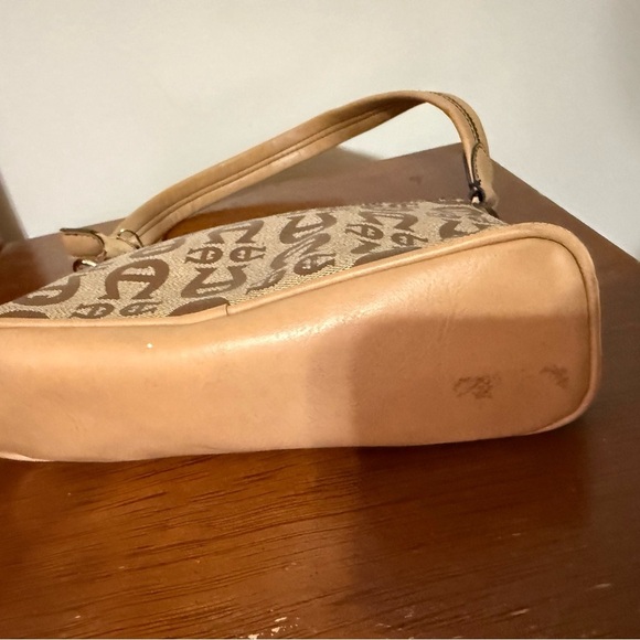 Etienne Aigner Est. 1949 Small Brown Handbag - Picture 10 of 11